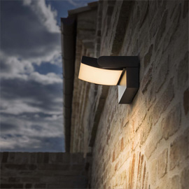 Swipe Outdoor Wall Light